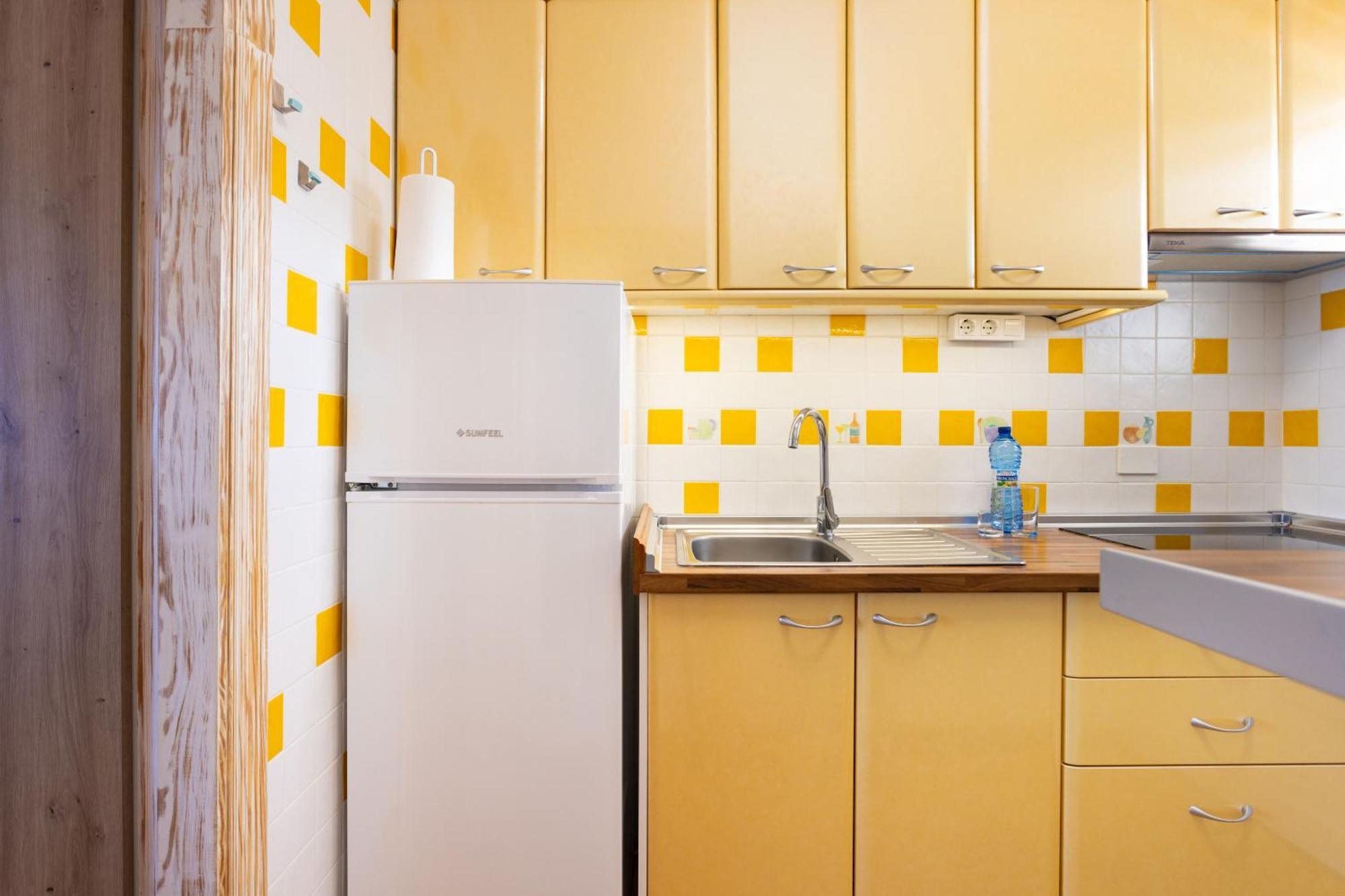 Cozy Seafront Studio With Balcony & Ocean Views San Marcos  外观 照片