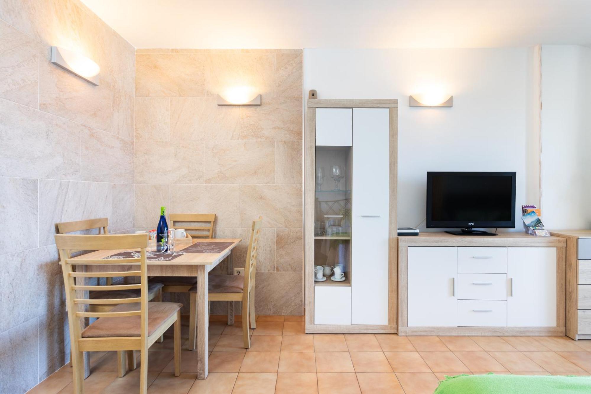 Cozy Seafront Studio With Balcony & Ocean Views San Marcos  外观 照片